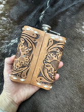 Load image into Gallery viewer, Leather Flask