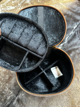 Load image into Gallery viewer, Jewlery Box
